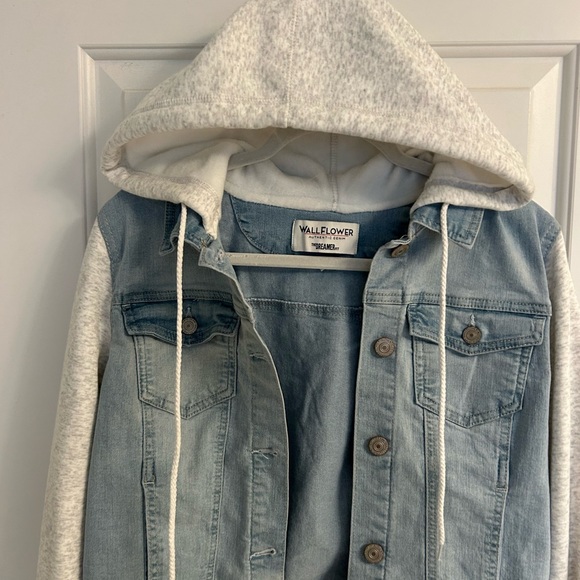 Wallflower Hooded Denim Jacket-The Dreamer Fit - Picture 2 of 10